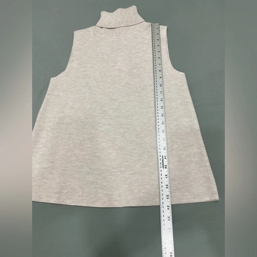 Zara, SOFT TURTLENECK TOP, Color Ecru,Size M - Picture 2 of 5